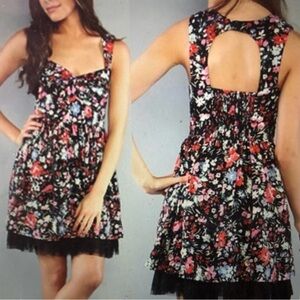 FREE PEOPLE Sunkissed Summer Floral Mini Skater Dress Back Cut Out Size 4